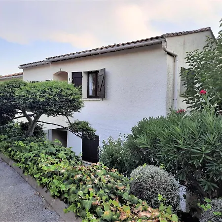 Sur T3-160 M - 800 M Centre-ville. Park Apartment
